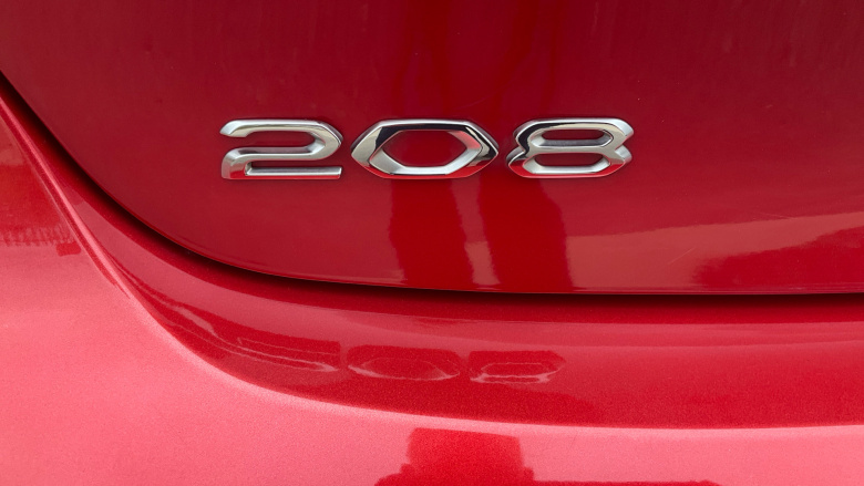 Peugeot 208 1.2 PureTech 100 Allure Premium 5dr EAT8 Petrol Hatchback